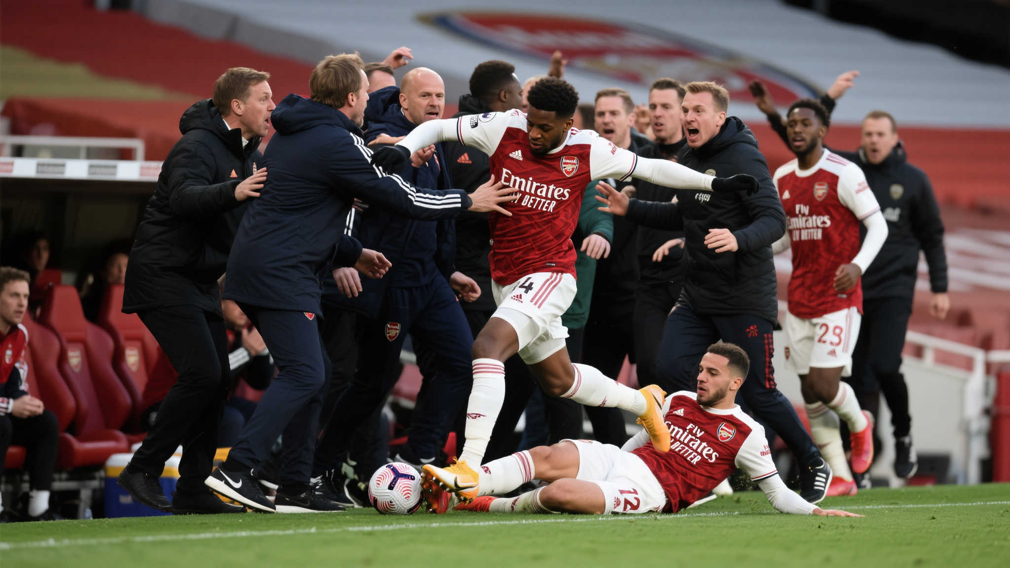 他通过引入 他通过引入